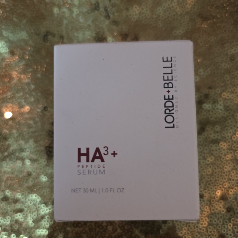 Lorde + Belle HA3+ Peptide Serum - White